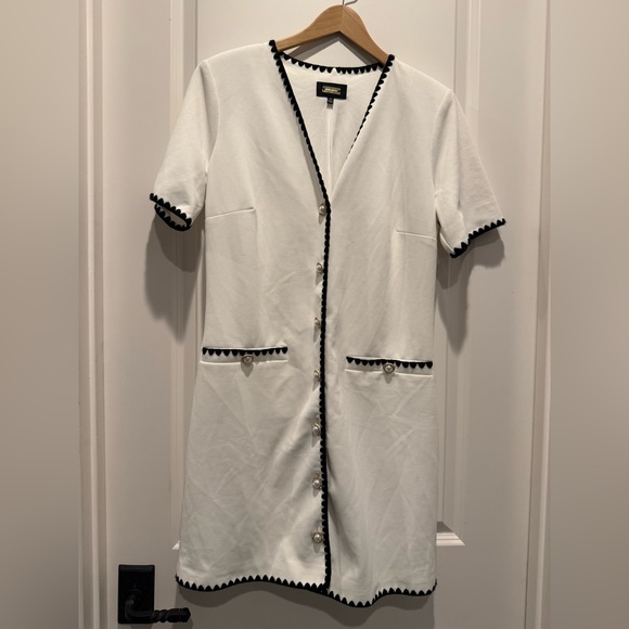 Alexia Admor Jaiya V-Neck Scuba Crepe Button-Down Dress | Size 10 | NWOT - Picture 8 of 8